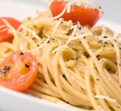 Как приготовить спагетти с помидорами и сулугуни Спагетти с соусом